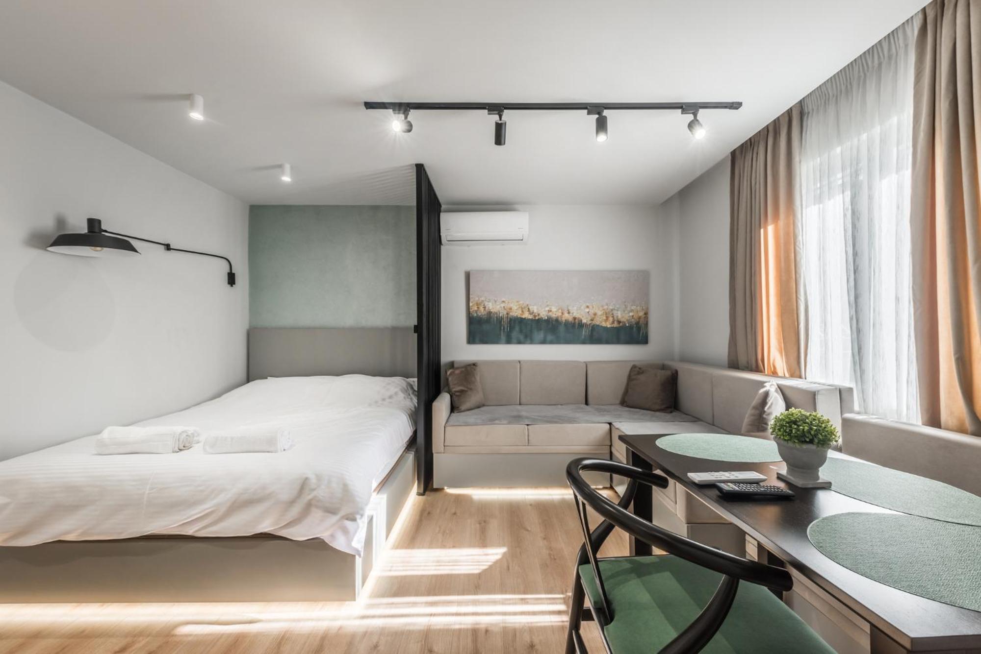 Pazari I Ri Studio - Self Check-In - Fast Wifi - Late Check-Out
